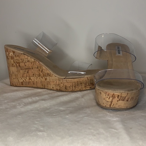 Steve Madden Clear Wedges - Picture 2 of 5
